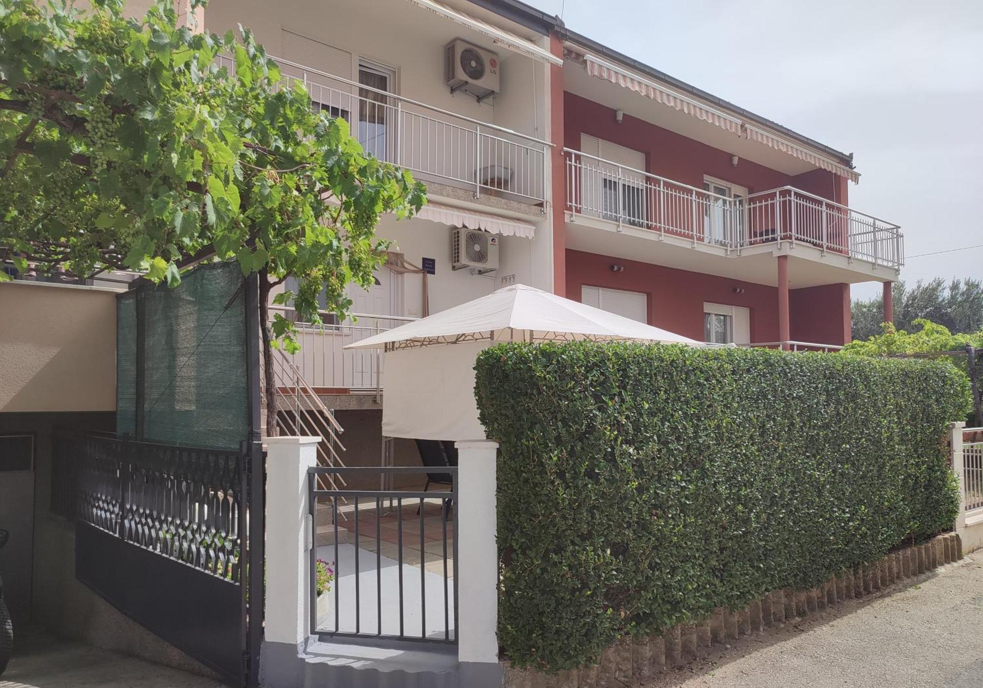 Angelina Apartman Kaštela Екстериор снимка